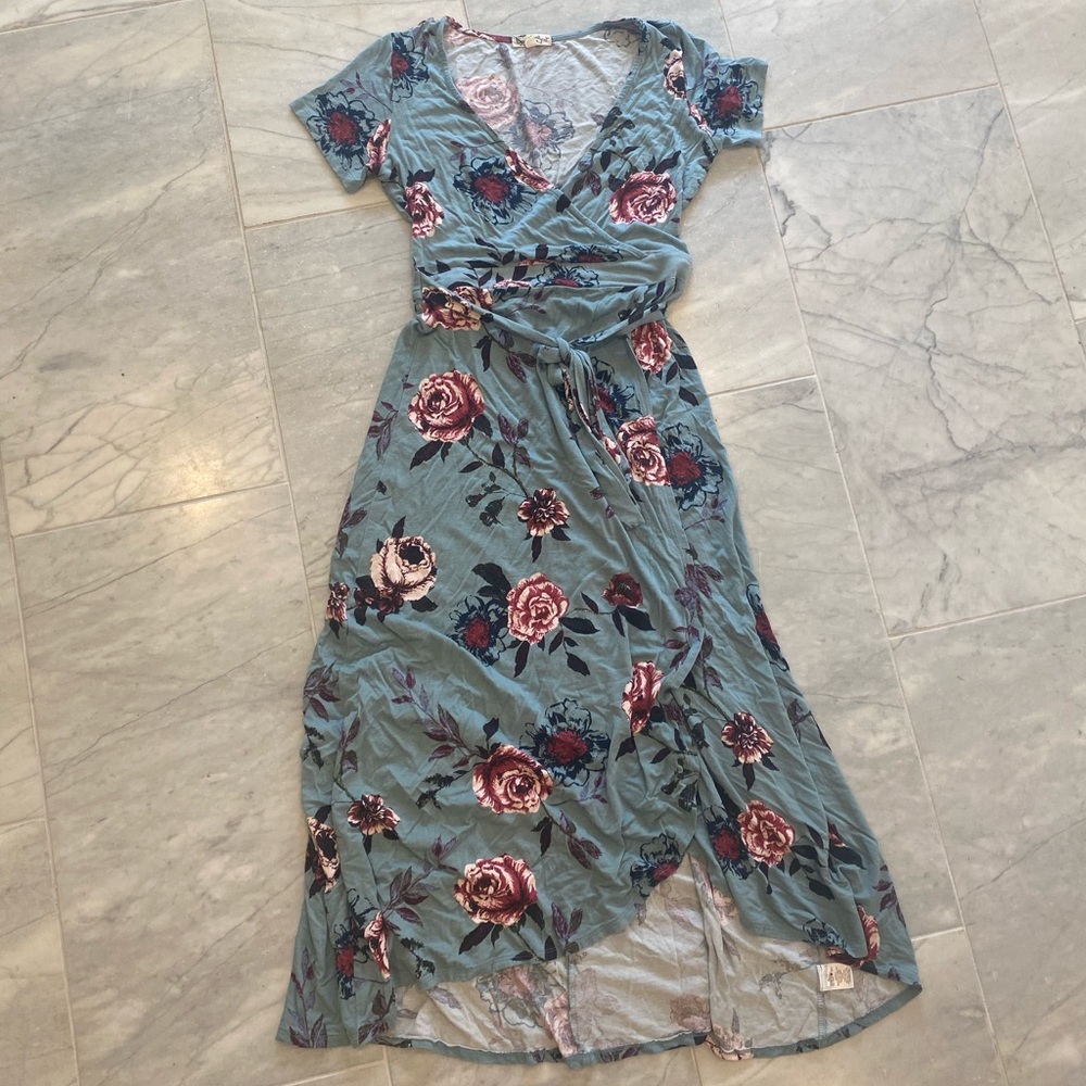 Pastel blue floral wrap dress. Size M.